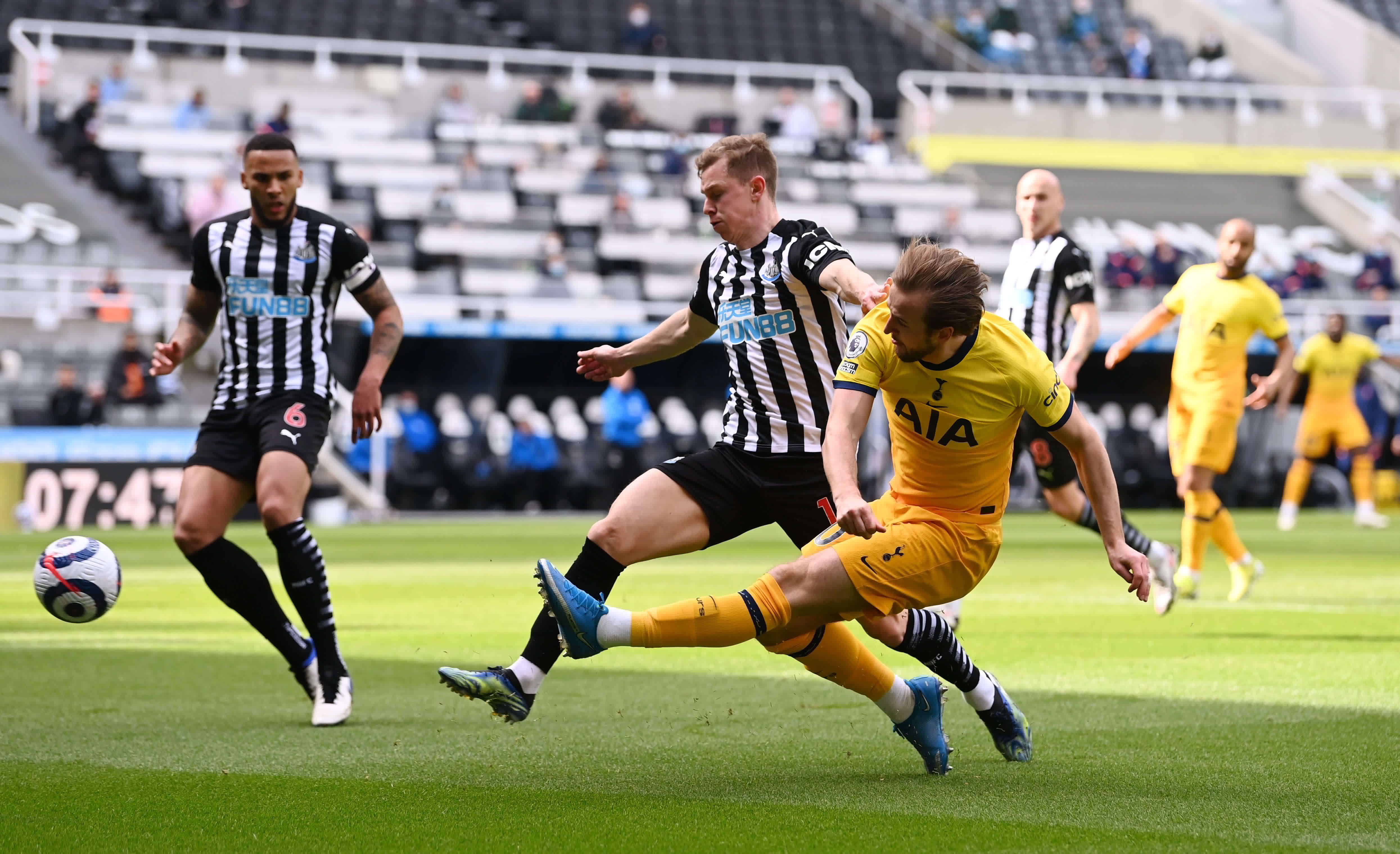 他凭借两次 他凭借两次